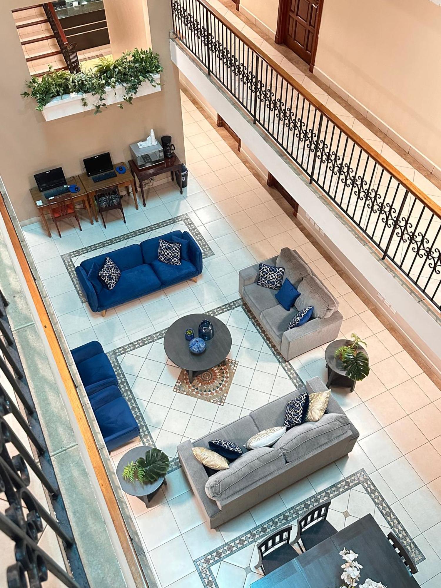 Hotel Andros โกลอน ภายนอก รูปภาพ